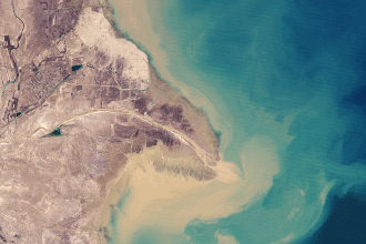 Expansion of the Yellow River Delta from 1989 to 2009 in five-year intervals. Yellow River Delta Animation.gif