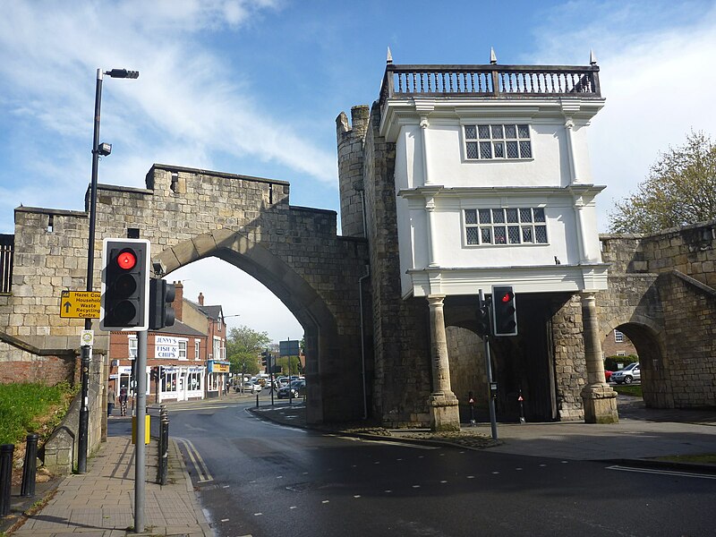 File:York Townscape , Inside Walmgate Bar, York - geograph.org.uk - 5372117.jpg