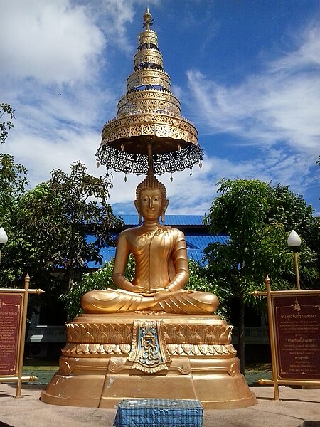 File:พระพุทธจันทโรภาสศาสดา - panoramio.jpg