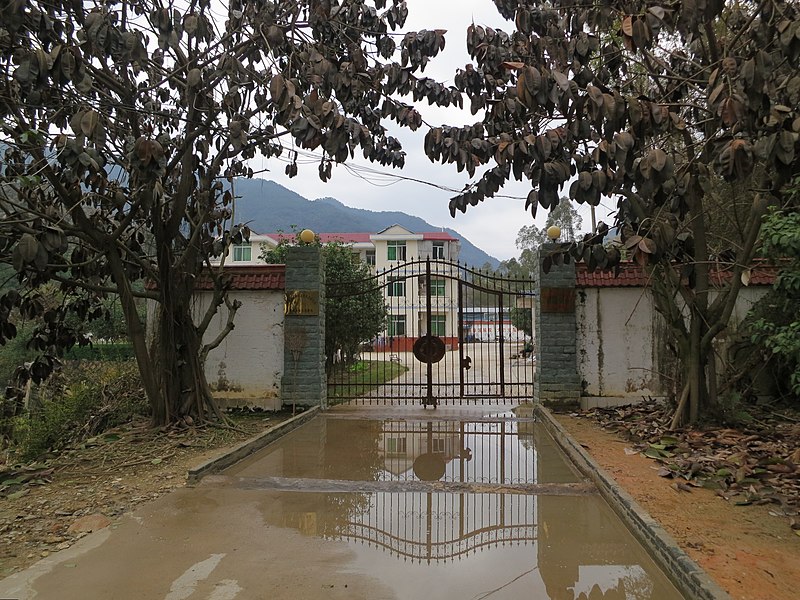 File:福建农科院种猪基地 - Boar Farm of Fujian Academy of Agriculture Science - 2016.01 - panoramio.jpg