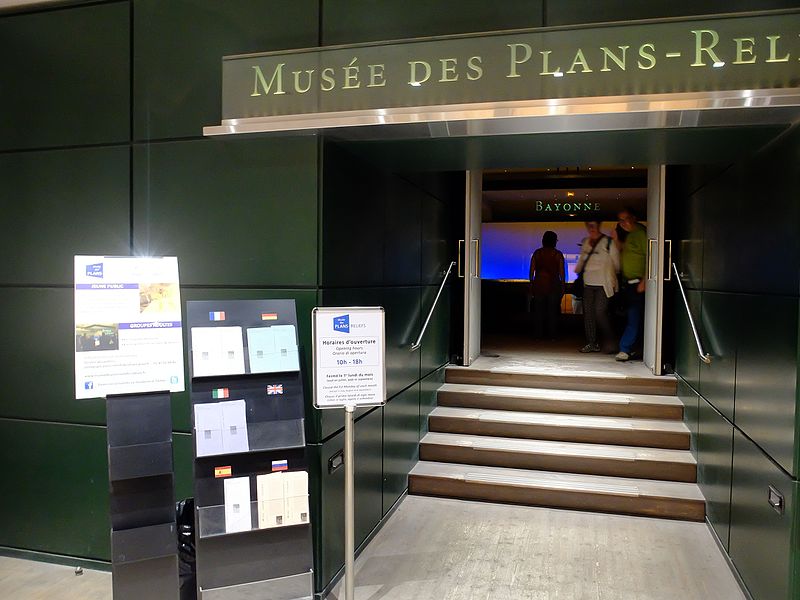 File:201608 Musée des Plans-Reliefs 01.jpg