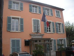 7.9.2011 mairie cuers.jpg