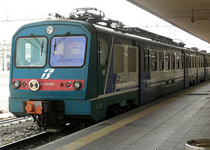 ALe 642 im Bahnhof Bologna Centrale