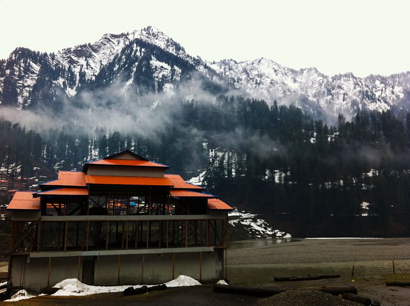 File:A Beautiful House In Sharda Mountains, AJK.JPG