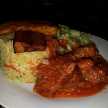 Obe ata with Nigerian fried rice and Dodo African nigerian fried rice eith stew ... plantain and fresh salad.png