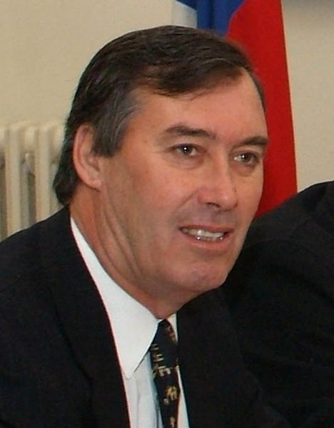 File:Alejandro García-Huidobro.jpg