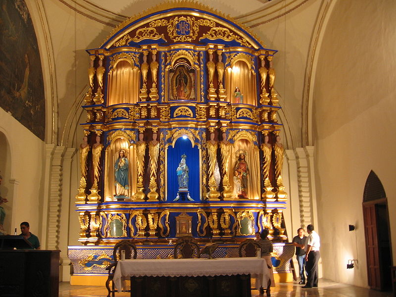 File:Altar mayor de Parroquia Santa Ana.JPG