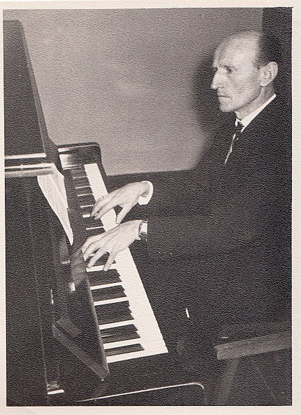 File:Antanas Pocius playing the piano ca 1970.jpg