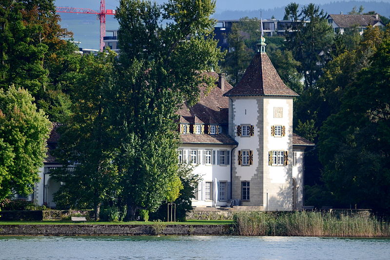 File:Au - Schloss (Werdmüller-Gut) - Dampfschiff Stadt Rapperswil 2013-09-13 16-21-29.JPG