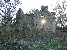 Auldhame Castle, close neighbour to the Douglas family's Tantallon Castle Auldhame Castle ruins.jpg