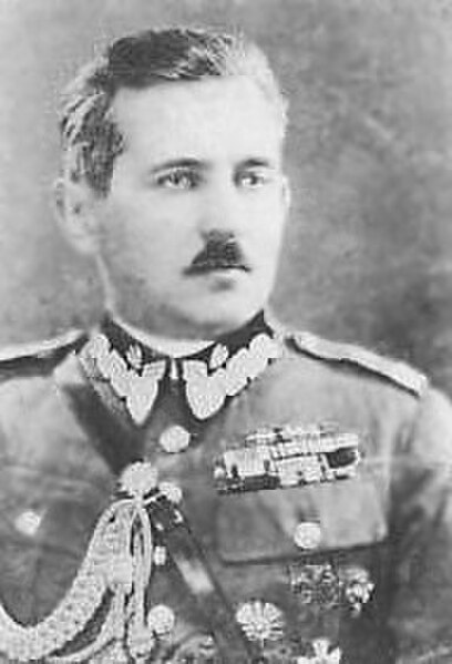 President and General Stanisław Bułak-Bałachowicz in a Polish general's uniform