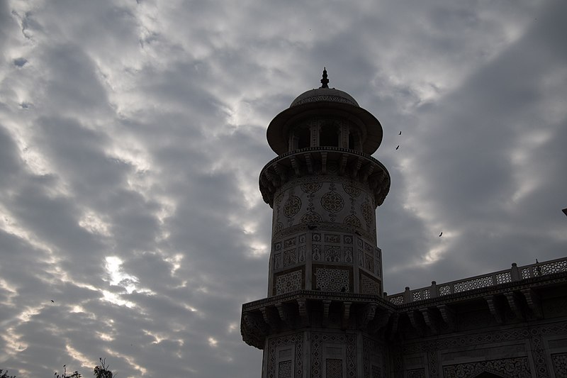 File:Baby Taj Tomb of Itmad-ud-Daula 07.jpg