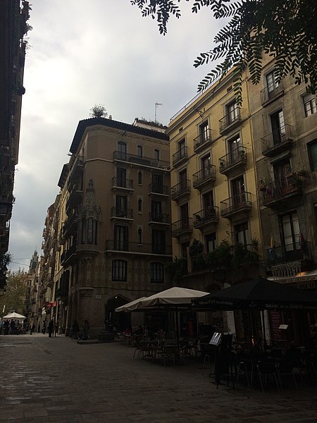 File:Barcelona (30827188172).jpg