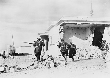 Troops from the 2/2nd Infantry Battalion enter Bardia. Bardia AWM006083.jpg