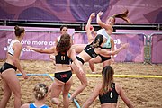 Deutsch: Beachhandball bei den Olympischen Jugendspielen 2018; Tag 6, 12. Oktober 2018; Mädchen, Hauptrundenspiel – Kroatien-Paraguay 2:0 English: Beach handball at the 2018 Summer Youth Olympics at 12 October 2018 – Girls Main Round – Croatia-Paraguay 2:0