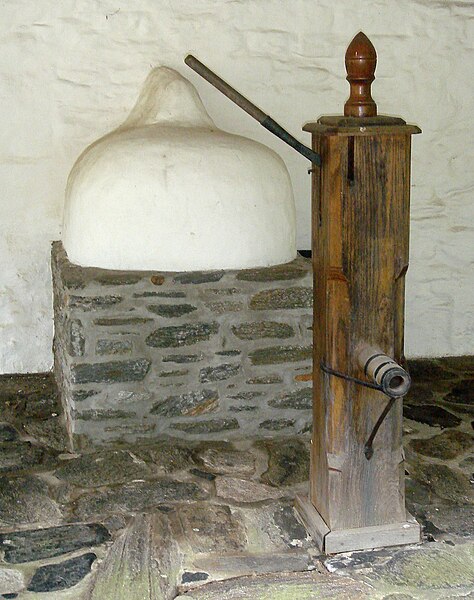 File:Beehive oven and pump at wall house.JPG
