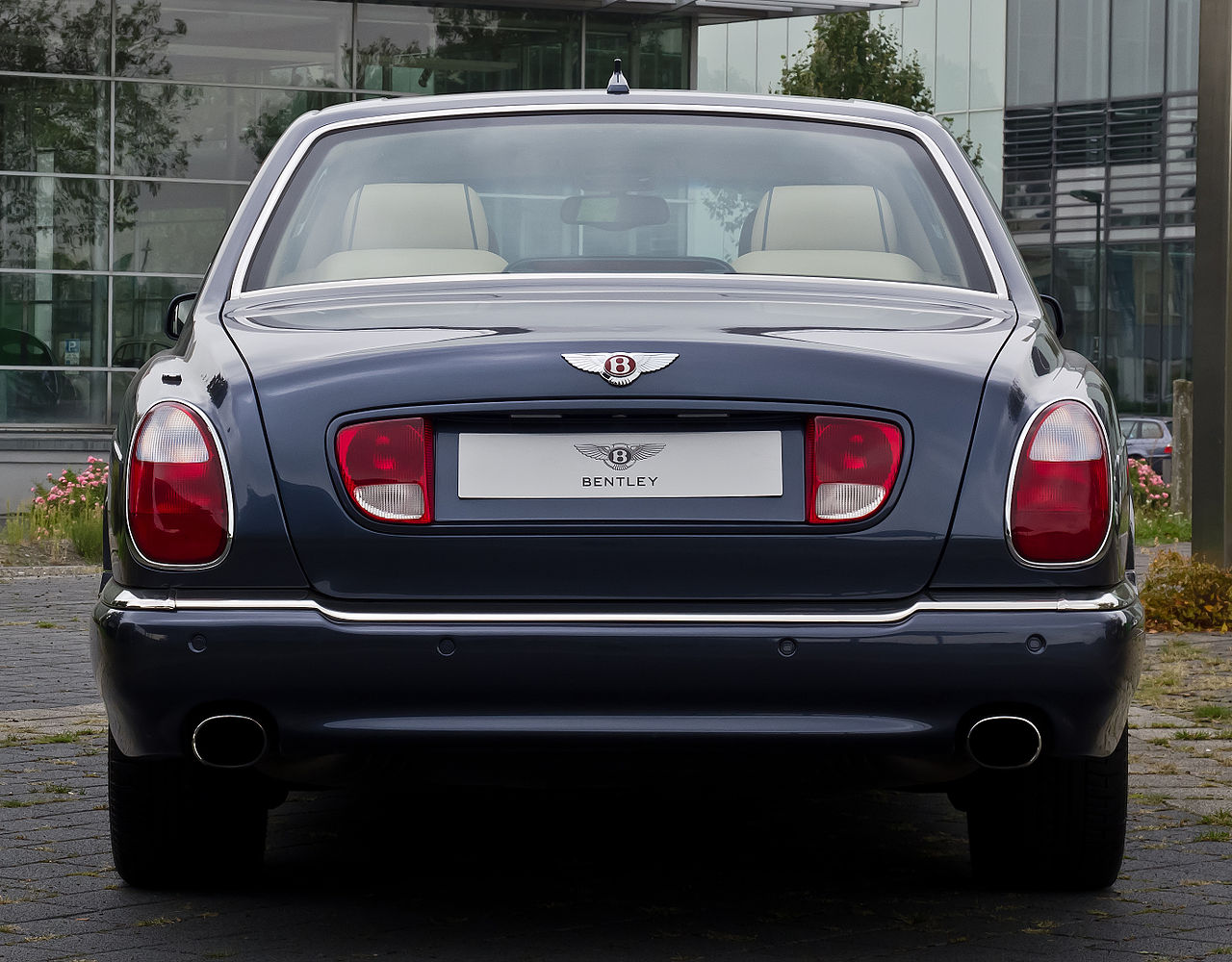 Image of Bentley Arnage R (Facelift) – Heckansicht (4), 3. September 2012, Düsseldorf