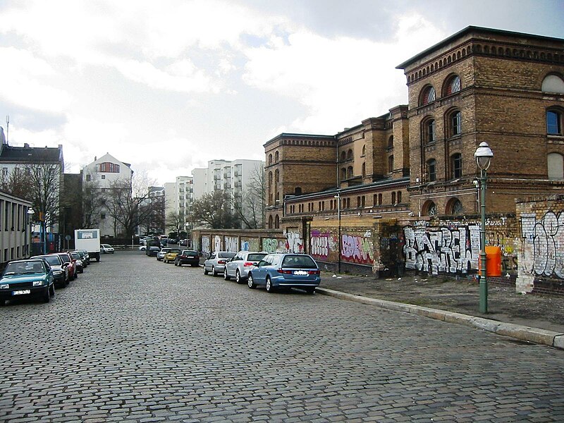 File:Berlin-Kreuzberg Brommystraße.jpg