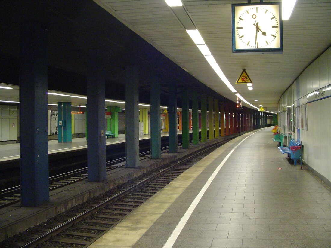 Köln-Chorweiler station