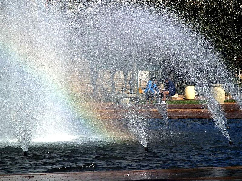 File:Big fountain in Balboa park.jpg