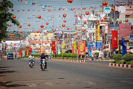 Tập_tin:Binh_Long_town3.jpg