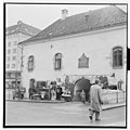 Gatehandel ved Muren, Bergen (1955).