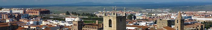 Cáceres old town 2011 (cropped).jpg