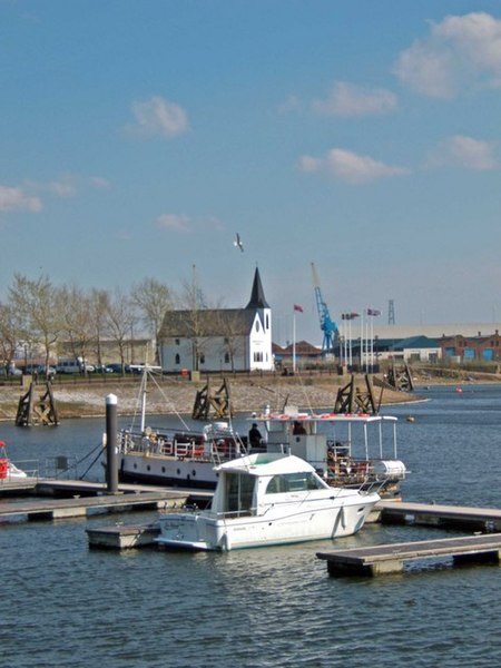 File:Cardiff Dockside - geograph.org.uk - 775045.jpg