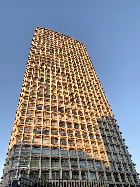 File:Centre Point, London, August 2023 03.jpg