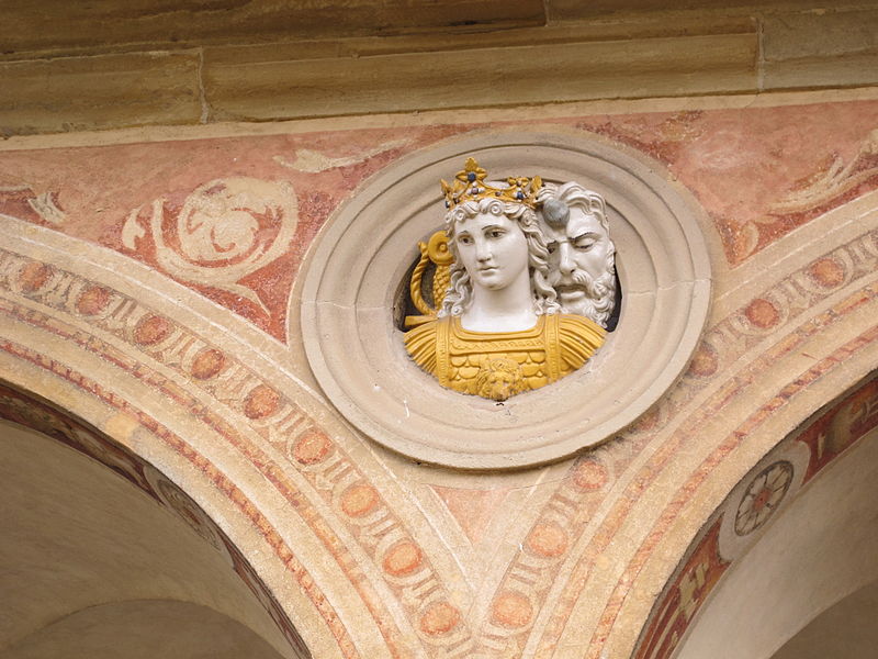 File:Certosa di fi, chiostro grande, tondi santi di giovanni della robbia 02 giuditta.JPG