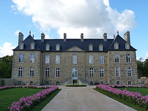 Château du Bois de la Salle à Pléguien 04.JPG