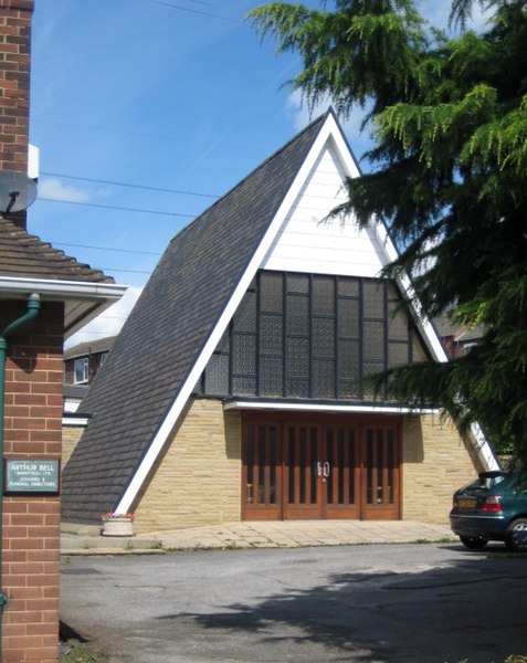 File:Chapel of rest - geograph.org.uk - 924017.jpg