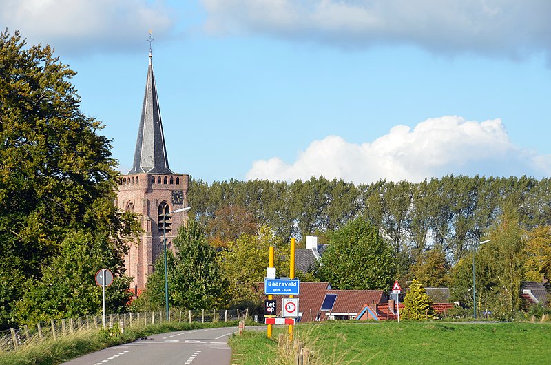 File:Church of Jaarsveld, as seen from the dike with nice lightscene - panoramio.jpg