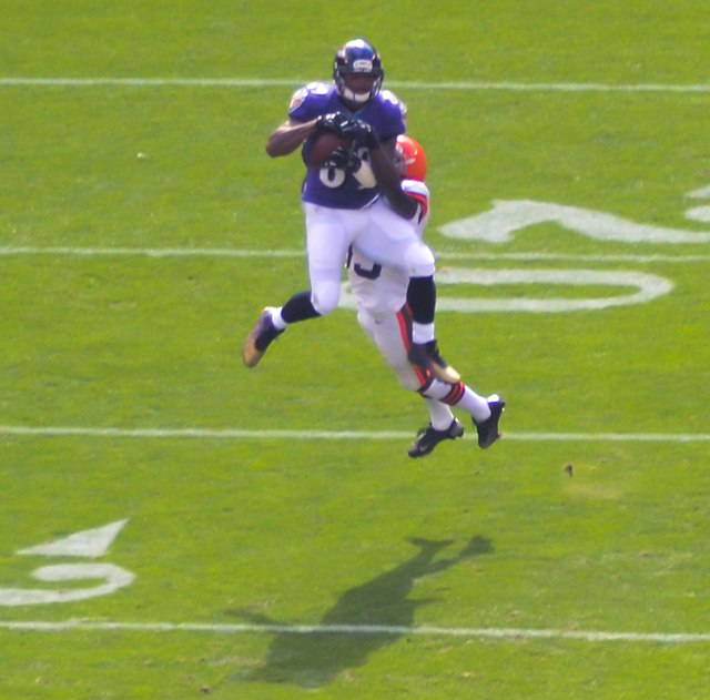 Smith catching a pass for the Baltimore Ravens in a game against the Cleveland Browns in September 2014