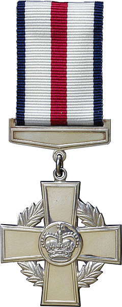 File:Conspicuous Gallantry Cross obverse.jpg