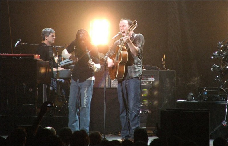 File:Dave MatthewsBand2007Melb.jpg