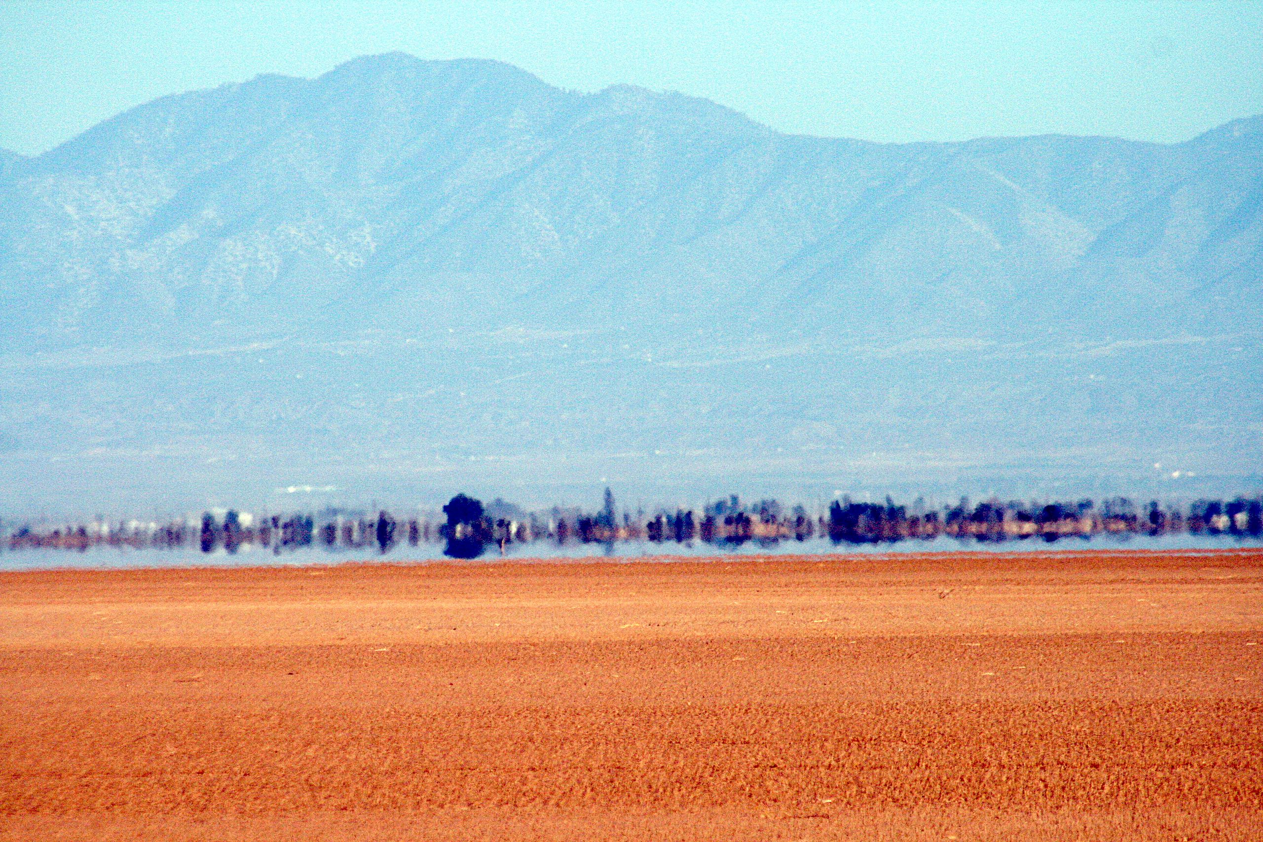 File:Desert mirage 62907.JPG - Wikimedia Commons
