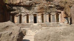 Dharashiv cave main hall front.jpg