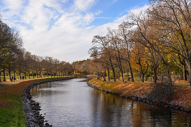 A canal design focused on esthetical landscape architecture in Stockholm, Sweden.