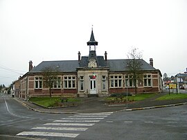 The town hall in Domart-sur-la-Luce