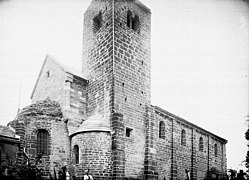 Eglise - Côté nord-est - Mont-Saint-Martin - Médiathèque de l'architecture et du patrimoine - APMH00028440.jpg