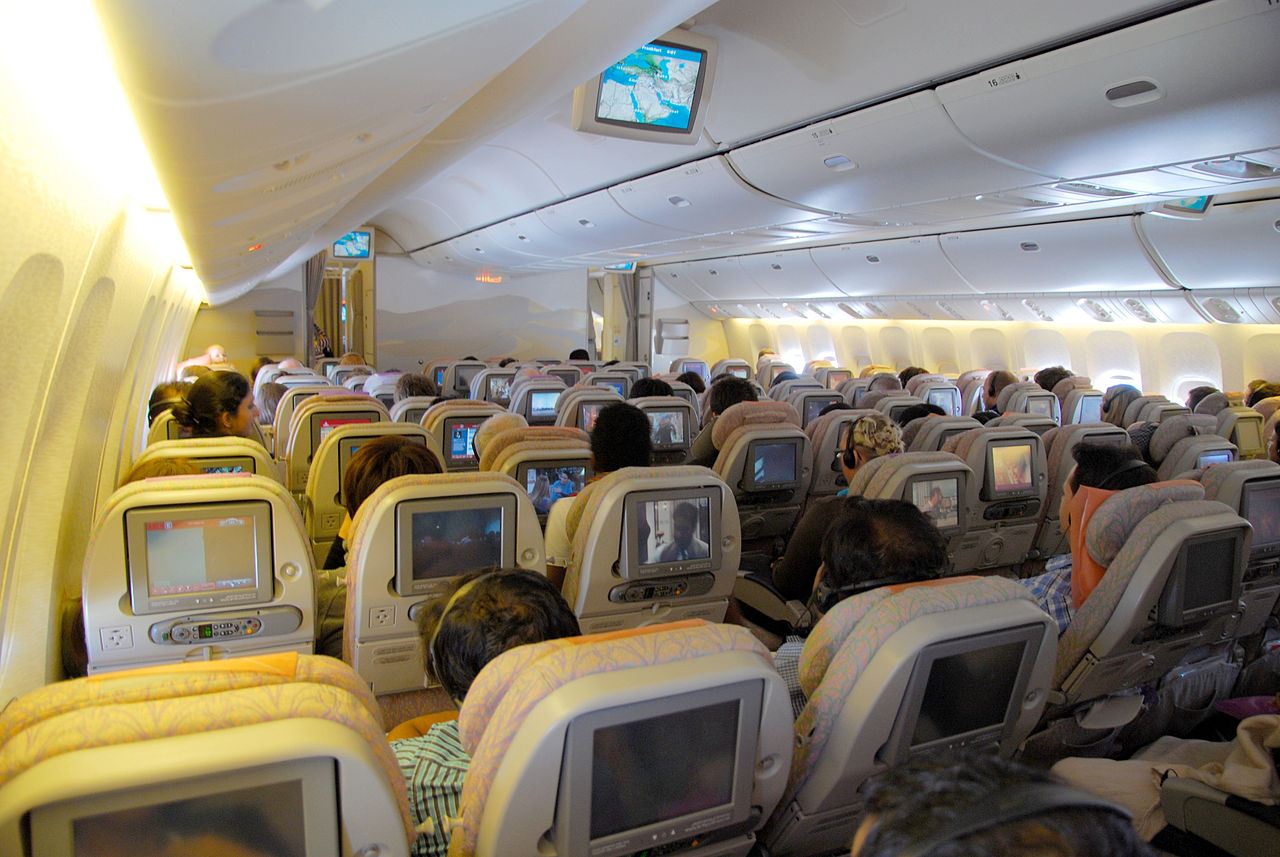 emirates economy class 777 300er