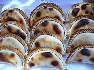 Salteñalar ya da Salta stilinde yapılan empanadalar Arjantin’de popülerdir.