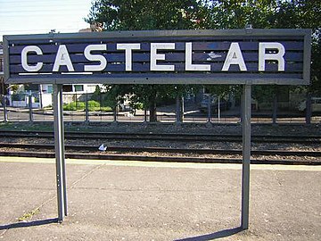 File:Estación_Castelar.jpg