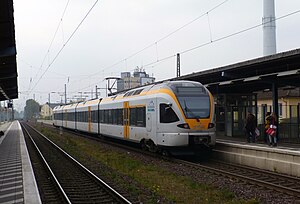Gütersloh Hauptbahnhof: Zugangebot, Bahnhofsanbindung, Geschichte