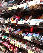 The interior of a one-euro shop in Amsterdam, Netherlands Euroshop Damrak Amsterdam.jpg