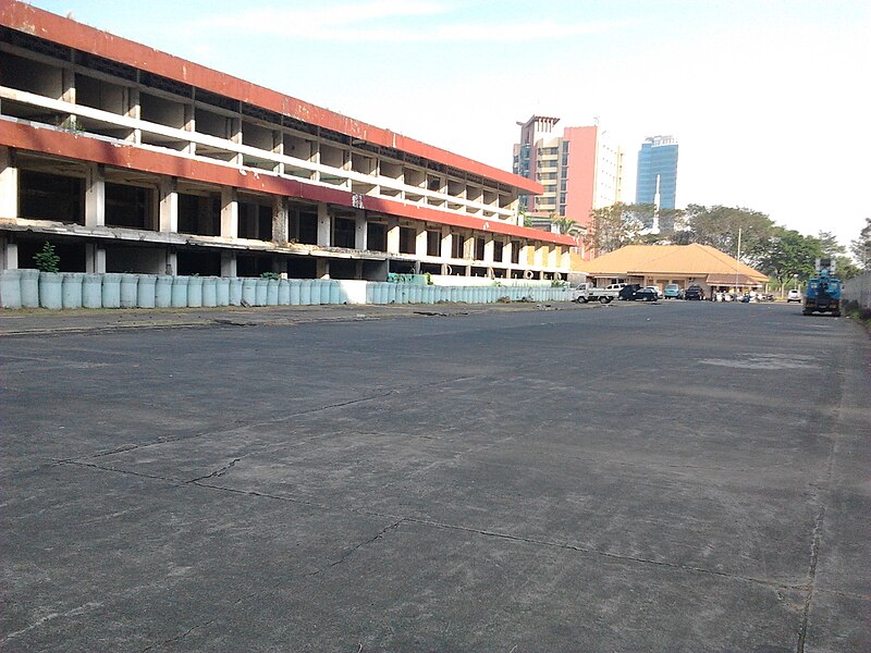 File:Ex Apron of Airport Kemajoran, Jakarta.jpg