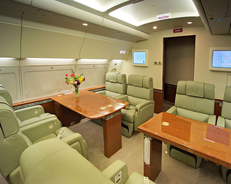 File:FAB 001 (interior 3).jpg