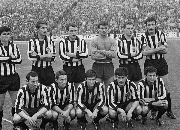 Vasović (standing 2nd from right) lining up with his Partizan teammates in May 1966 ahead of the 1965–66 European Cup final.