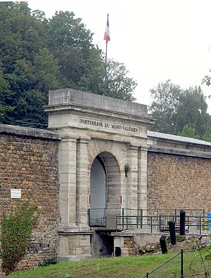 Fort Mont-Valérien